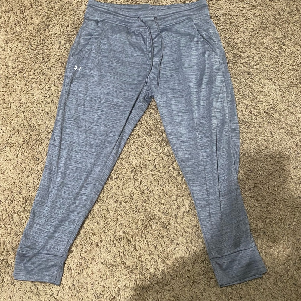 Under armor, small medium pants